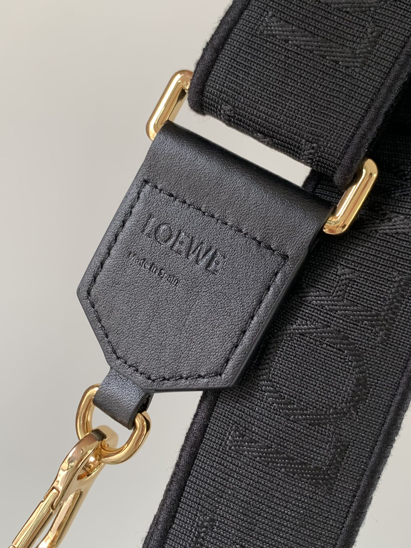 Loewe Shoulder Straps